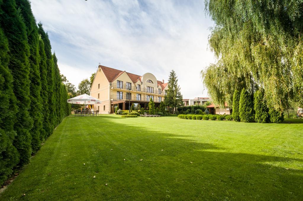 Hotel Барлінек Екстер'єр фото